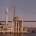 img044